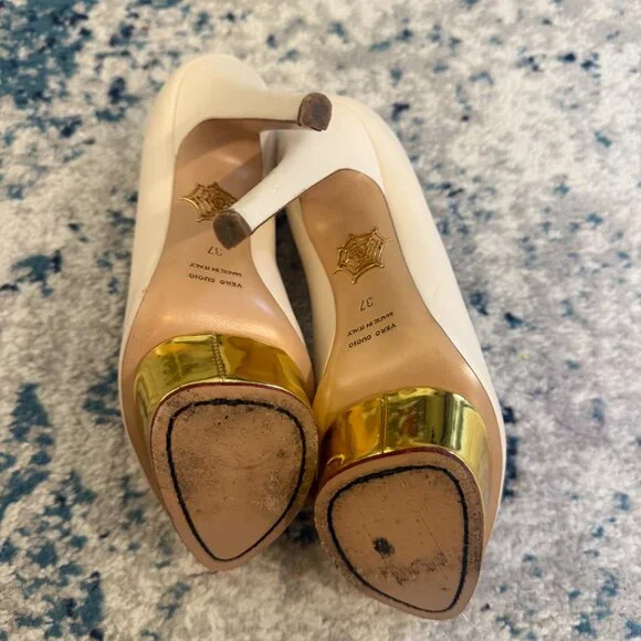Charlotte Olympia Cream and Gold Dolly Heels Size 37 EU/7 US - Picture 6 of 9
